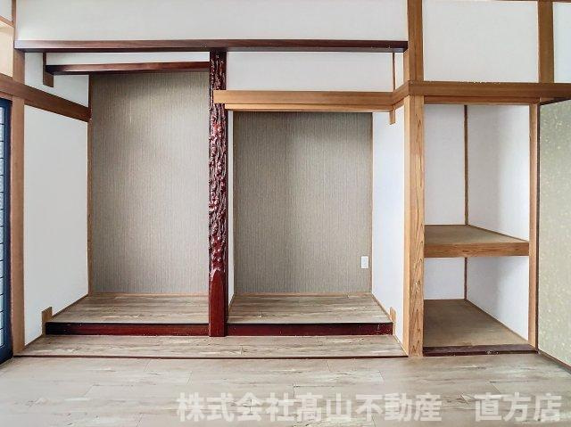 直方市大字中泉の一戸建ての内装