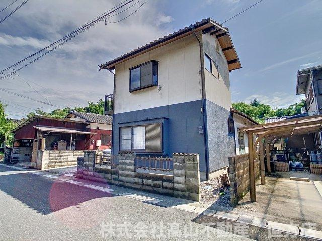 直方市大字中泉の一戸建て