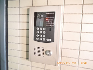 【その他共用部分】 | エントランスは、安心オートロック仕様。