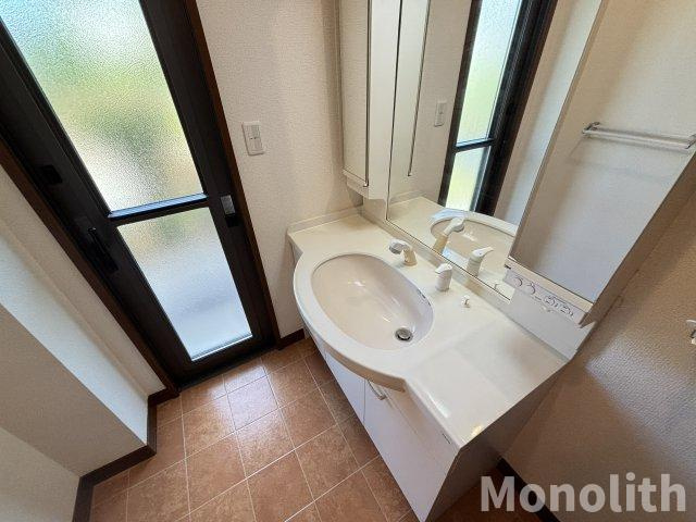 DAIKENN HILLSの洗面所