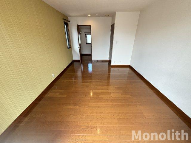 DAIKENN HILLSの洋室