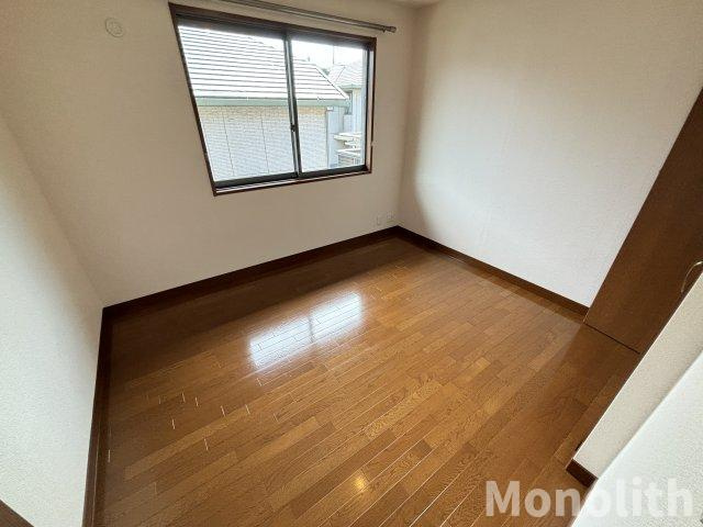 DAIKENN HILLSの洋室