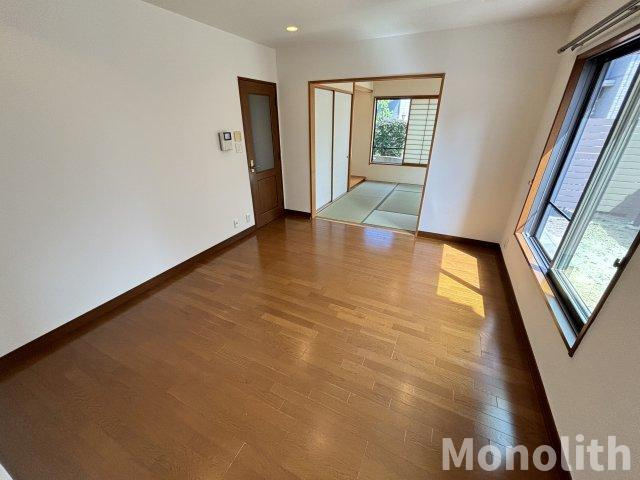 DAIKENN HILLSの居間・リビング