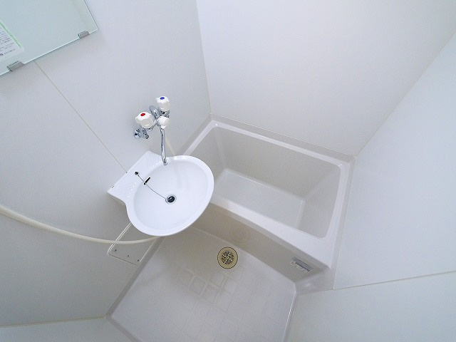 レオパレス千原Ⅱの浴室|日々の疲れを癒すお風呂です