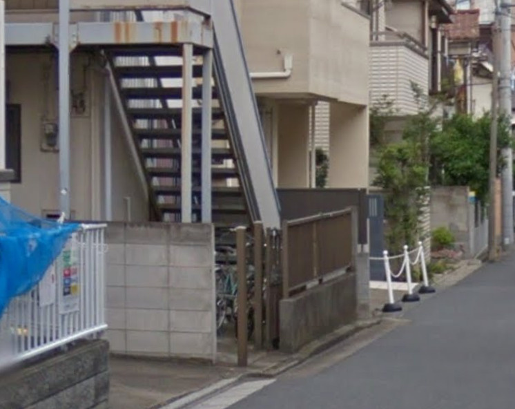 シティハイム泉１のエントランス