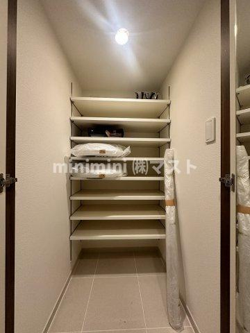 クリスタルエグゼ南堀江の収納