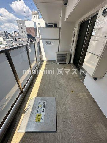 クリスタルエグゼ南堀江のバルコニー