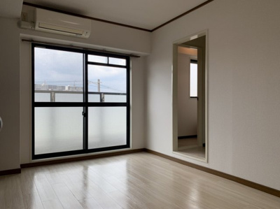 【居間・リビング】 | ブロッサムコート