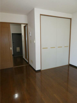 【居間・リビング】 | 稲荷ハイツ