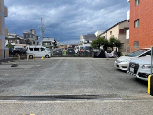 浜田町1丁目月極駐車場の詳細ページ／池田市・石橋の賃貸店舗 