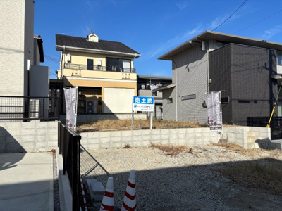 【前面道路含む現地写真】 | 【NEXT‐STEP HOME】◆建築条件なし◆春日市惣利◆日当たりと風通しのよい土地◆ | ◆現地2026年1月撮影◆