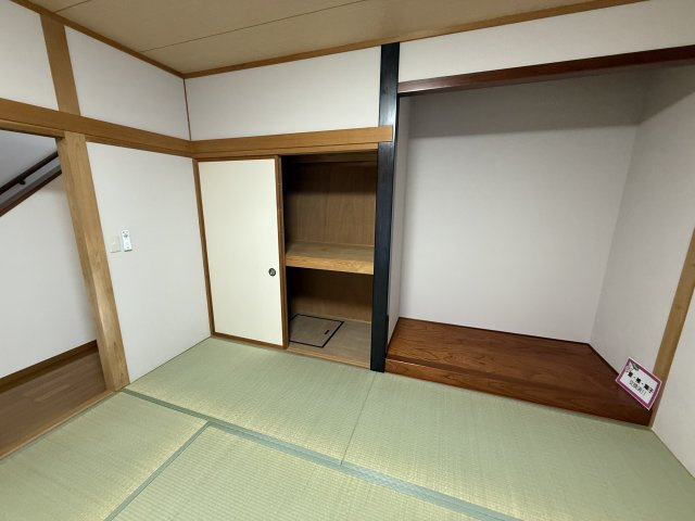 箱田町中古住宅1265-4の収納|床の間も完備！