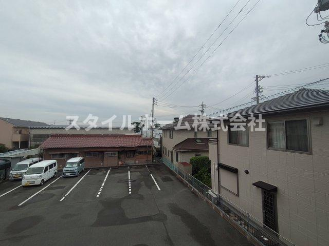 アーバンハイムINAの展望