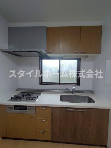 アーバンハイムINAのキッチン