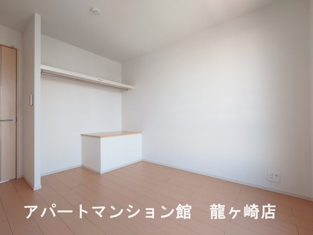 ティアラ　プリンスの寝室