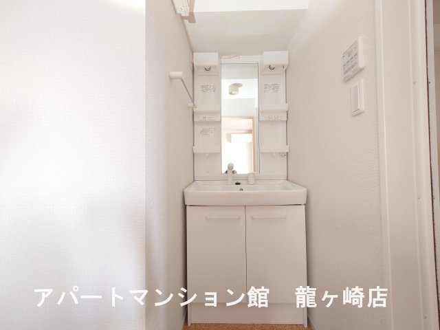 ティアラ　プリンスの独立洗面台