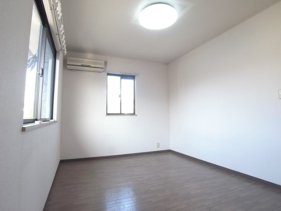 サンフレンズ【10,000円キャッシュバック対象物件】の洋室