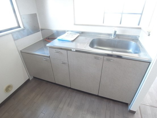 サンフレンズ【10,000円キャッシュバック対象物件】のキッチン