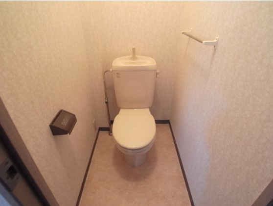 サンフレンズ【10,000円キャッシュバック対象物件】のトイレ