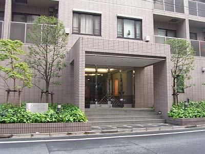 藤和シティホームズ代々木のエントランス