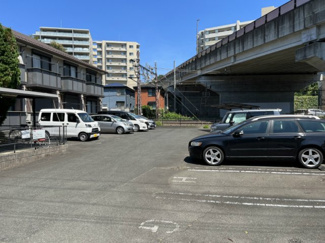 【駐車場】