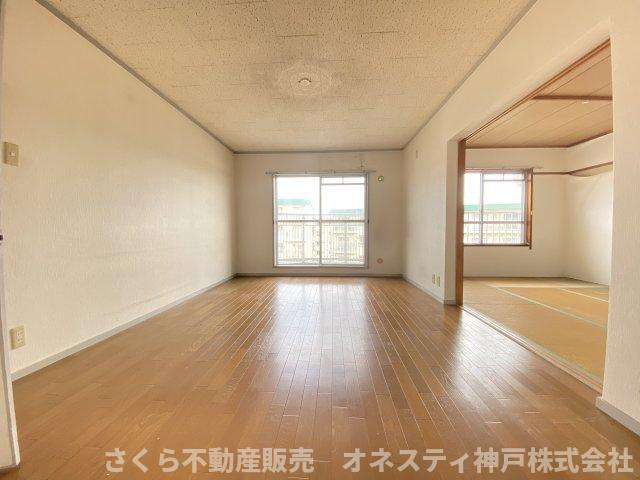 名谷19団地８３号棟の居間・リビング