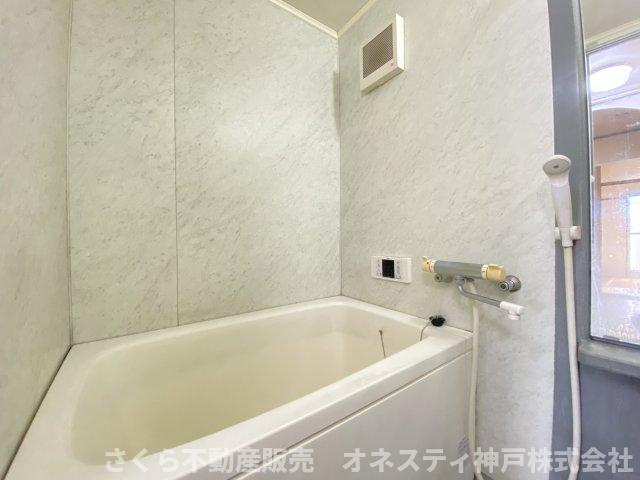 名谷19団地８３号棟の浴室