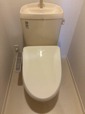 【トイレ】 | 緑壱番館Katumi | 落ち着いた色調のトイレです