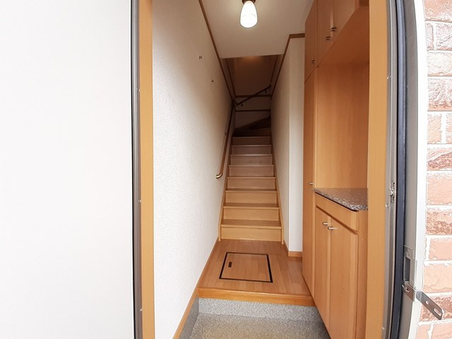 ヴィラ・ファインＢ棟の玄関|玄関