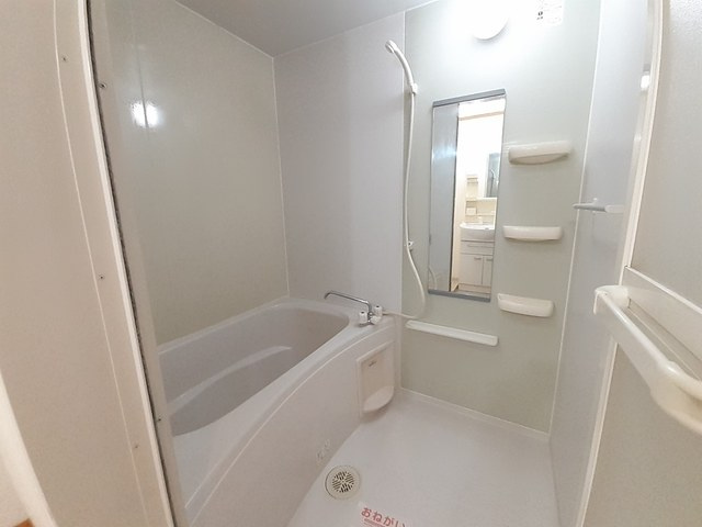 ヴィラ・ファインＢ棟の浴室|バス