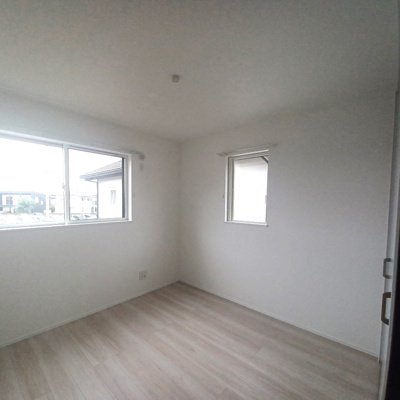 【洋室】 | フォーリア