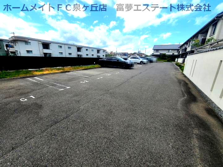 シャーメゾン曽根Ⅰの駐車場