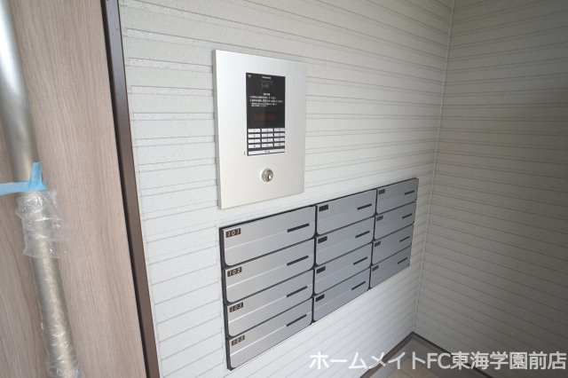 R-smart九品寺M2のロビー