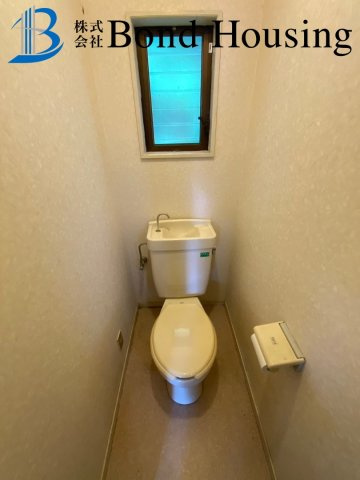室内リフォ歴有　室内綺麗　大久保町大窪　中古戸建のトイレ