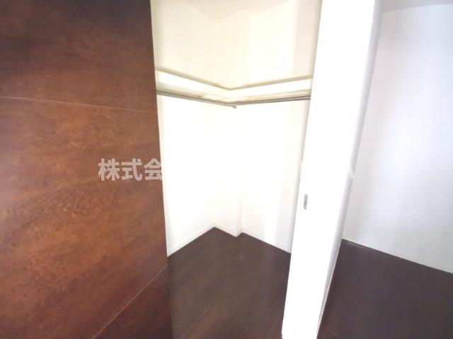 プレジール三ノ宮の収納