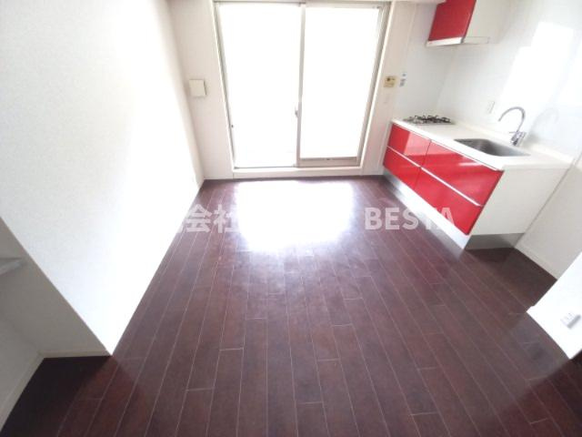 プレジール三ノ宮の内装