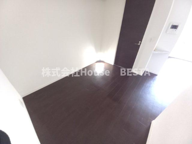 プレジール三ノ宮の寝室