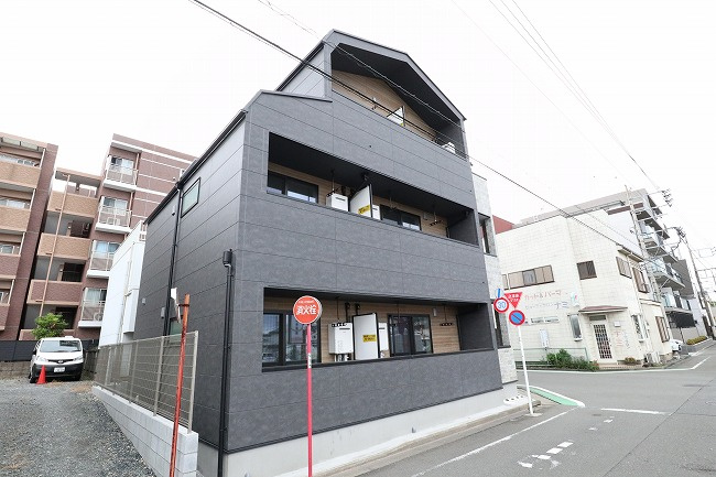 MELDIA福生Ⅱの外観
