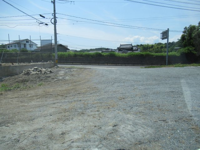 津山市楢　業務用地　500坪の外観