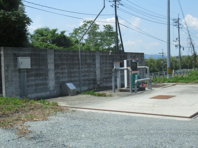 津山市楢　業務用地　500坪の外観