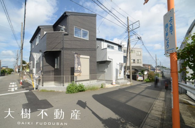 【前面道路含む現地写真】 | 海老名市大谷北４丁目　新築戸建て　全2棟　【仲介手数料無料】 | □■当社なら諸費用を最大限削減できます■□