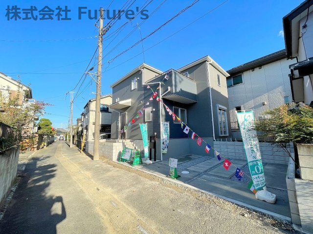 三郷市戸ヶ崎3丁目　新築戸建　全1棟の前面道路含む現地写真|前面道路含む現地写真です。
