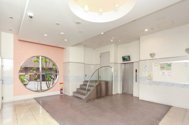 サヴォイブロードストリート　10階のエントランス