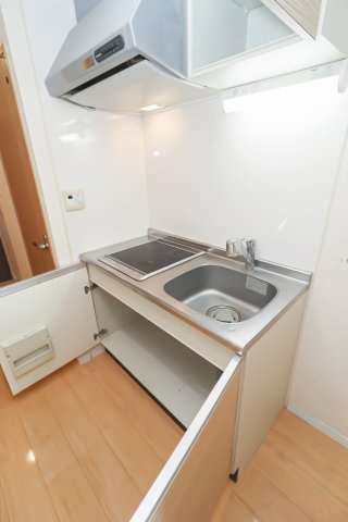 サヴォイブロードストリート　10階のキッチン|別号室のものです。現状優先になります。