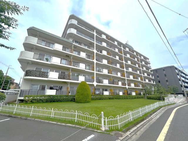 ＪＲ円町駅徒歩７分●２０２３年１２月リフォーム完了の美室●２ＬＤＫ●西ノ京スカイハイツの外観|外観