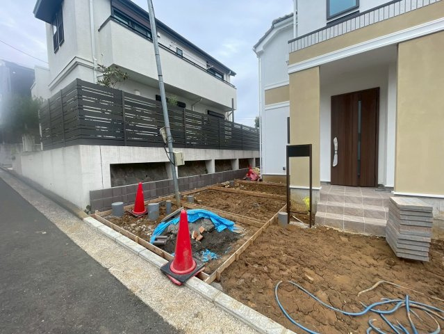 横浜市保土ケ谷区法泉2丁目 新築戸建て【仲介手数料無料】カースペース2台