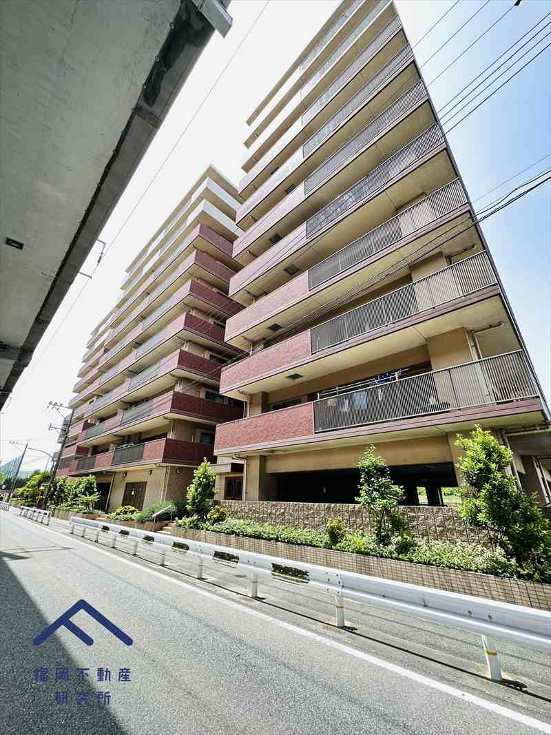 ファーネスト箱崎公園の外観