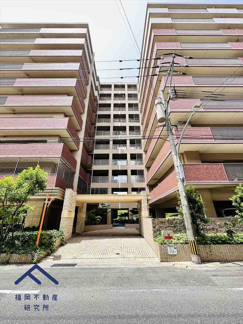 ファーネスト箱崎公園の外観