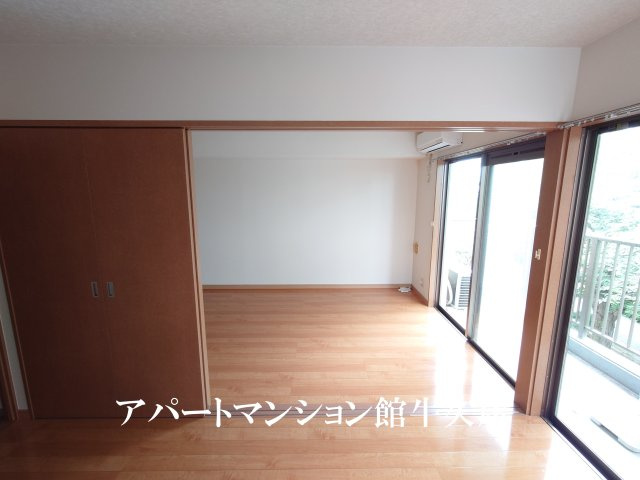 牛久ロイヤルレジデンスCⅣ型の内装