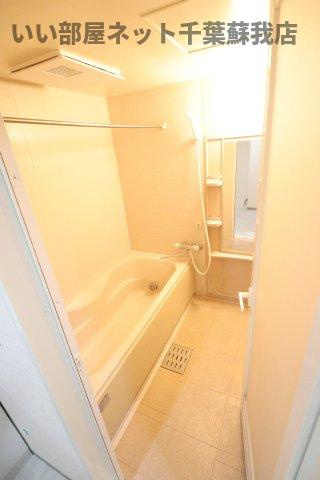 K,reizendの浴室|落ち着いた空間のお風呂です